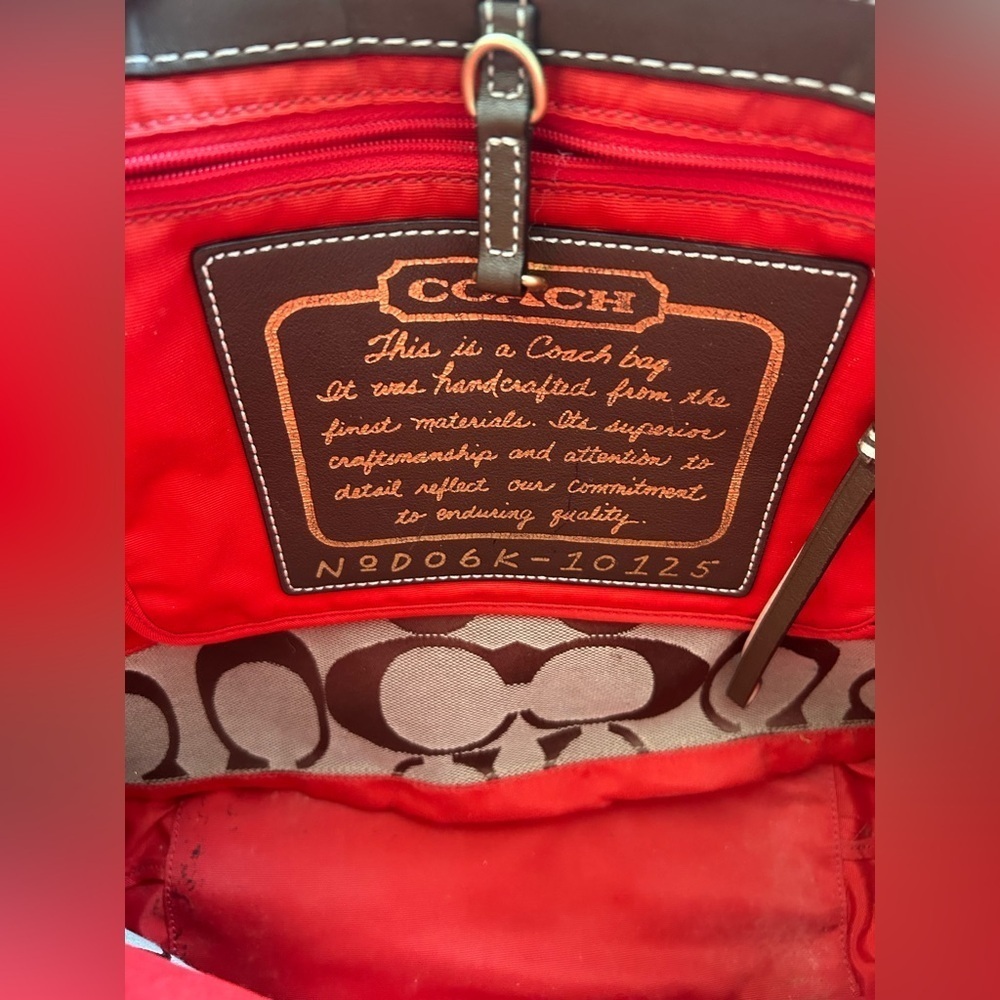 Coach, Y2K shoulder bag, red and brown​​​​ - Picture 7 of 12